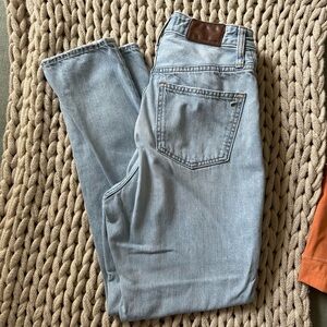 Madewell Curvy Perfect Vintage Jean Size 24
